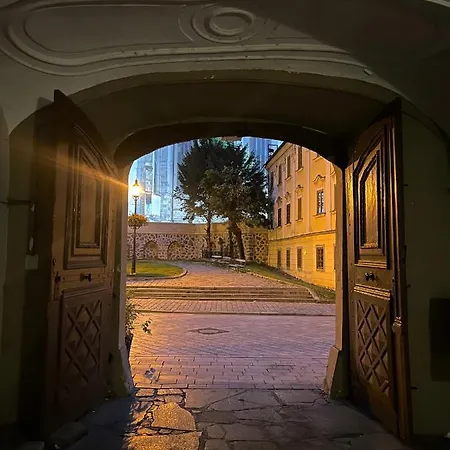 Csaky Palace Διαμέρισμα